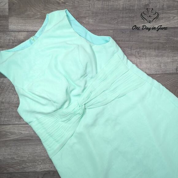 Make You Pretty Plus Size High Neck Sleeveless Dress Size 18W - Picture 3 of 7